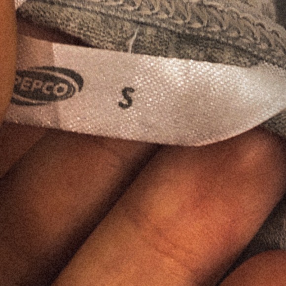 cute spaghetti strap gray tank top with white lace - Picture 3 of 3